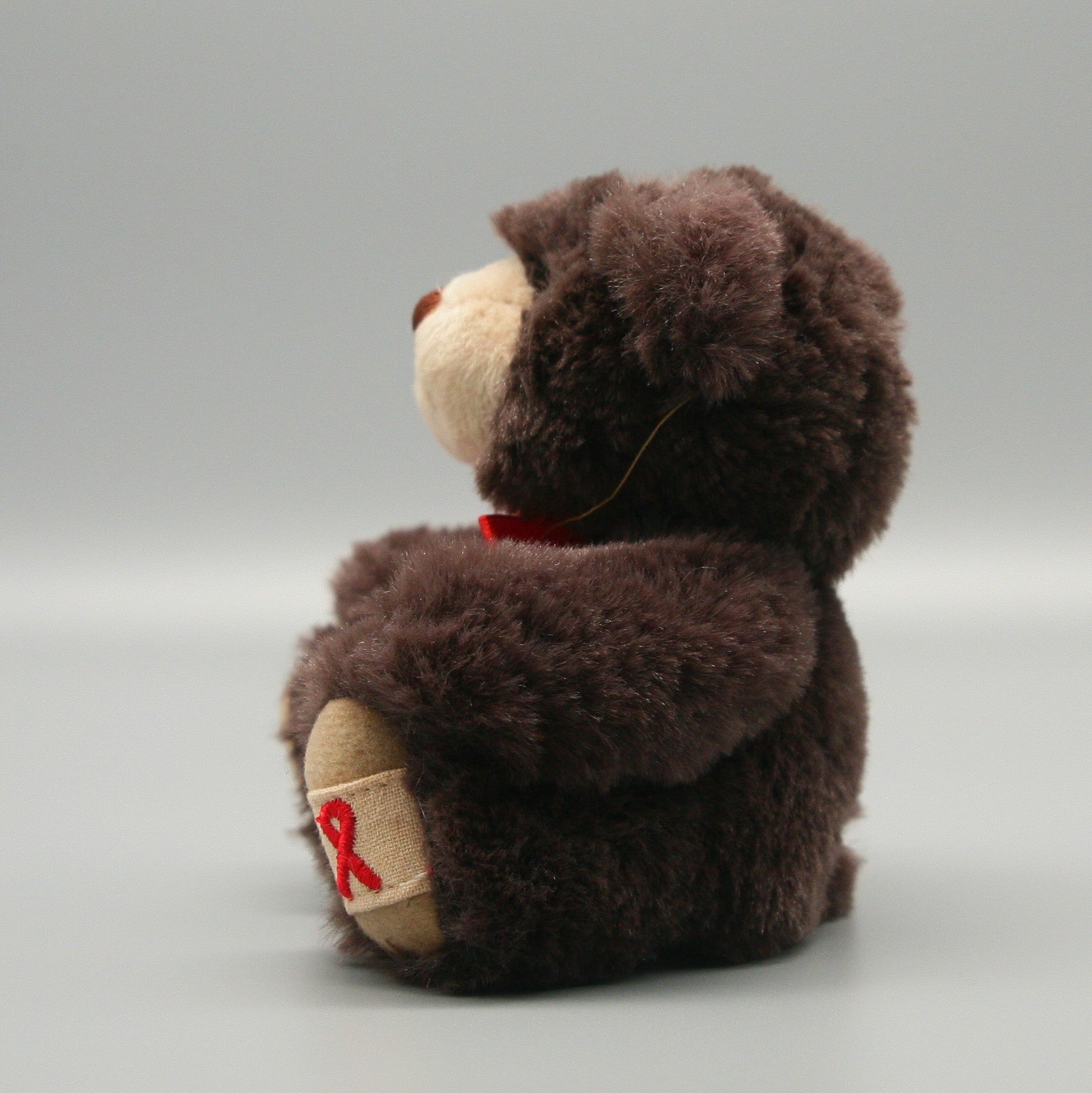 AIDS Teddy Bär - pridemerch.mom - Team Behinderte im Queer Cities e.V.